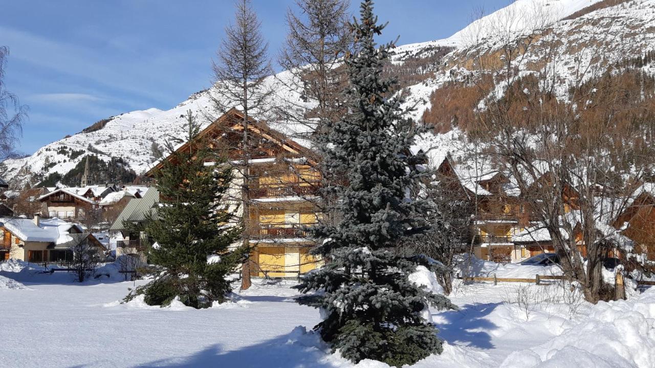 Appartements De La Chamoissiere Le Monetier-les-Bains Bagian luar foto